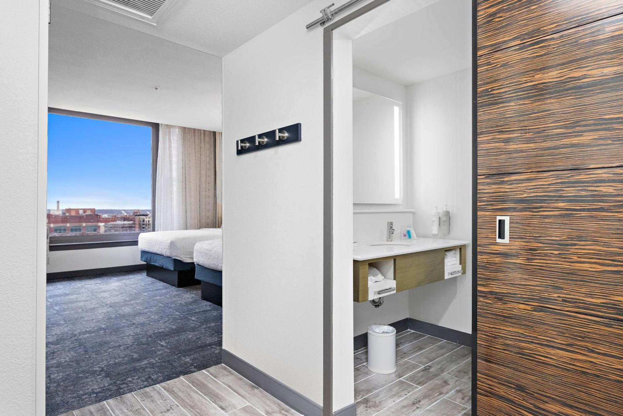Hampton Inn Kansas City - Downtown Financial District Exterior foto