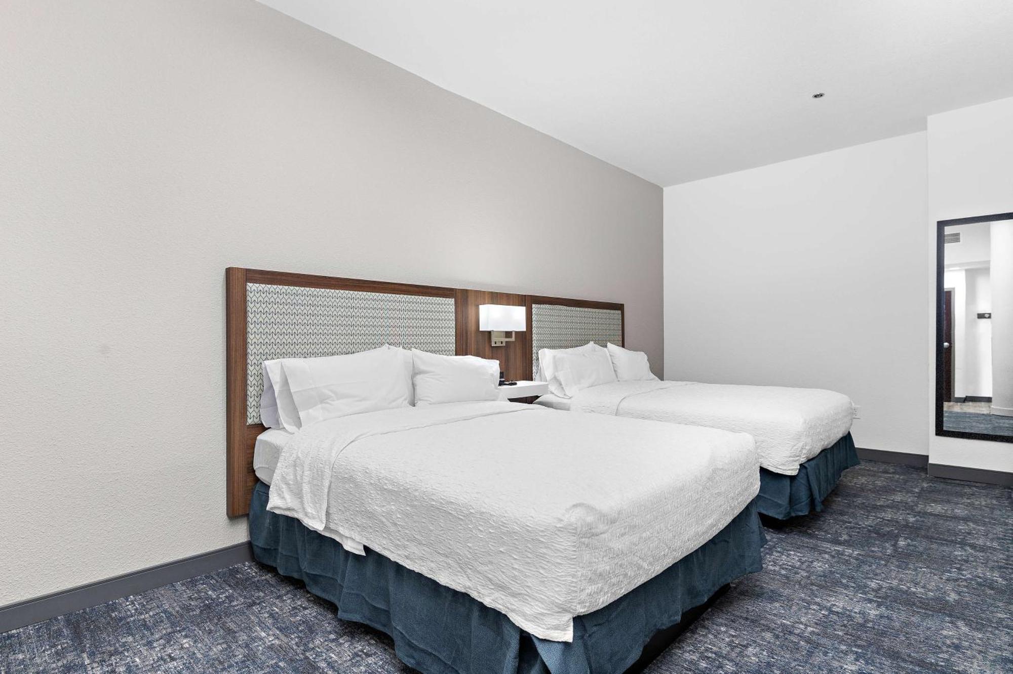 Hampton Inn Kansas City - Downtown Financial District Exterior foto